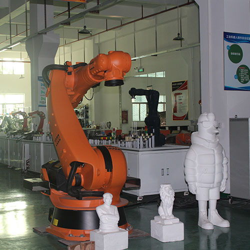 清远焊接机械手厂家,诺鑫生产的工业机器人广泛适用于各行业